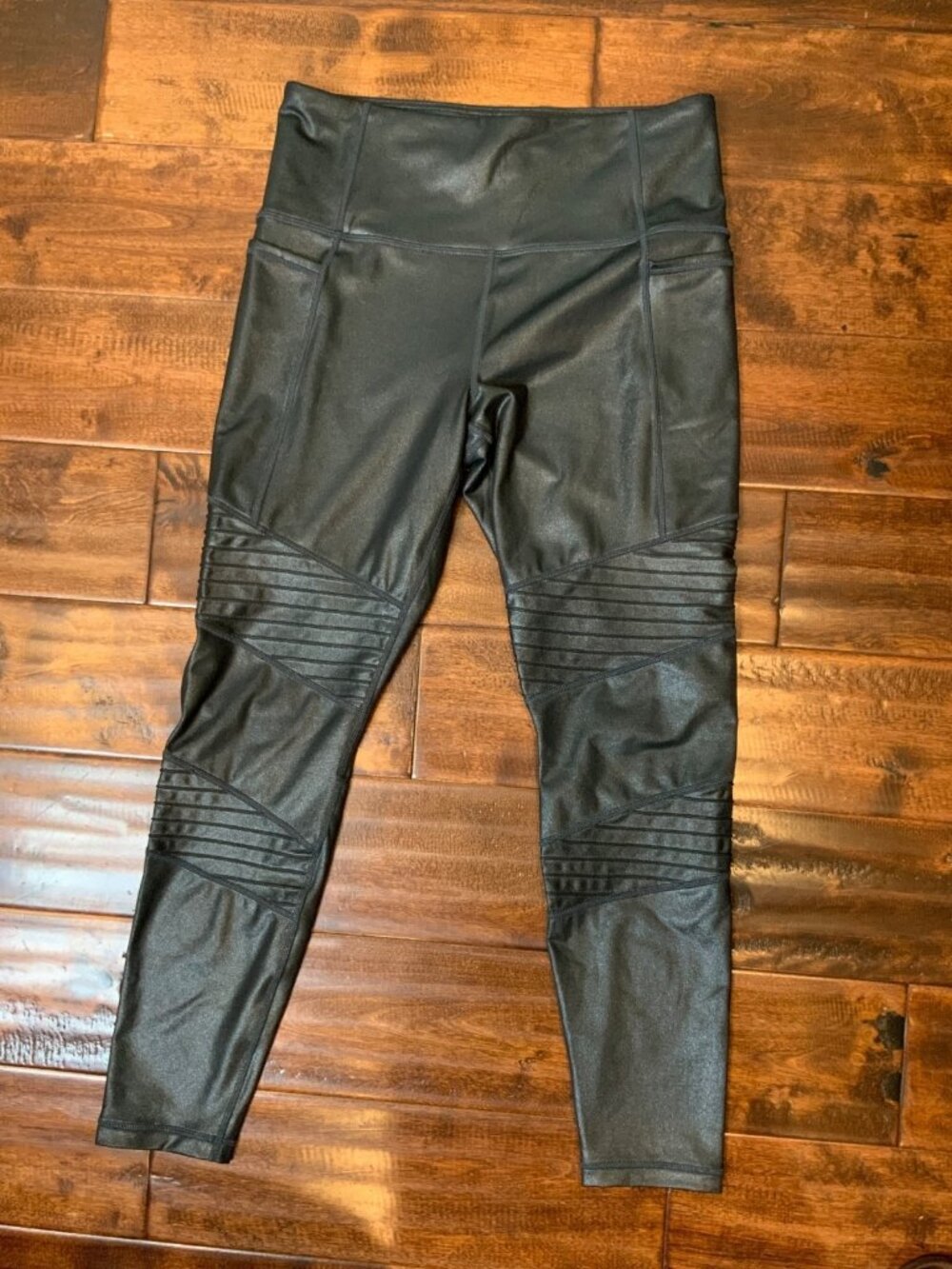 Athleta Shimmering Metallic Black Inclination Moto Tight Leggings, Size M